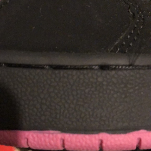 Heely’s - Picture 5 of 14